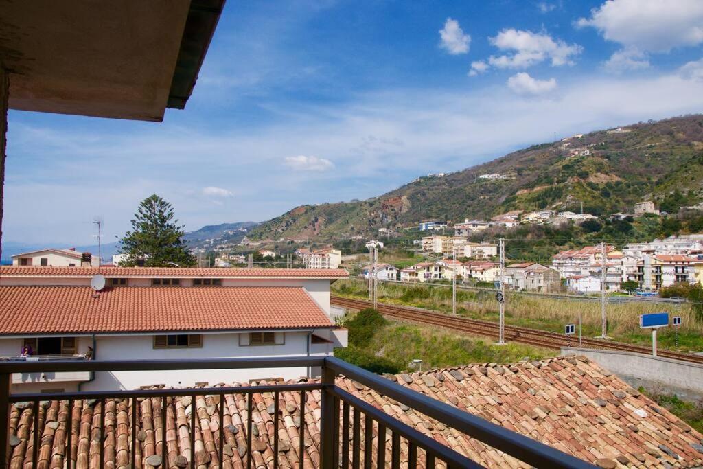 Comfort In Riva Al Mare Apartment *